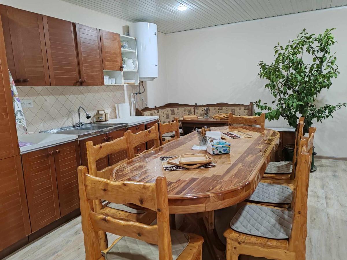 Sun House Ξενοδοχείο Yeghegnadzor Εξωτερικό φωτογραφία